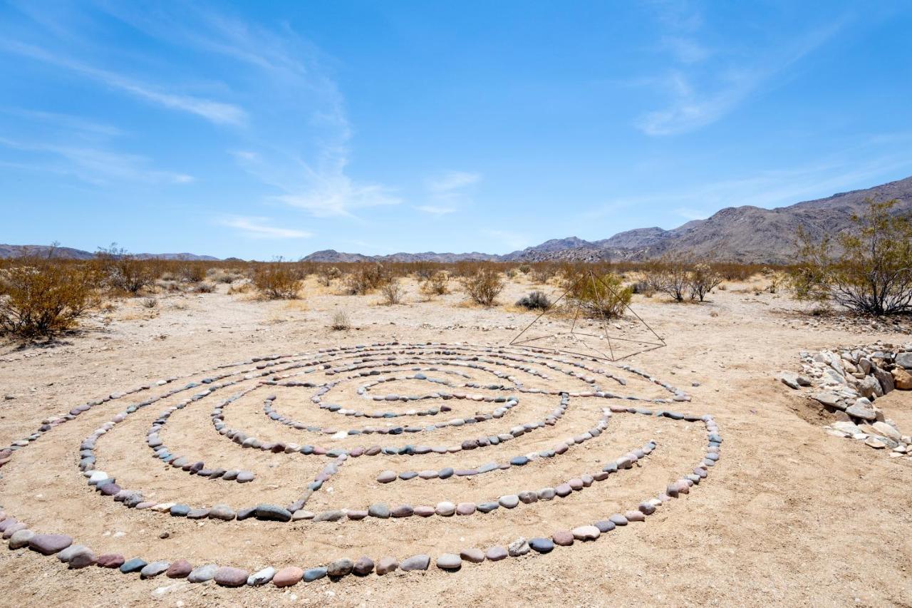 Villa 1 Minute To Joshua Tree National Park, Hot Tub, Stars, Private - The Wkndr Twentynine Palms Exterior foto