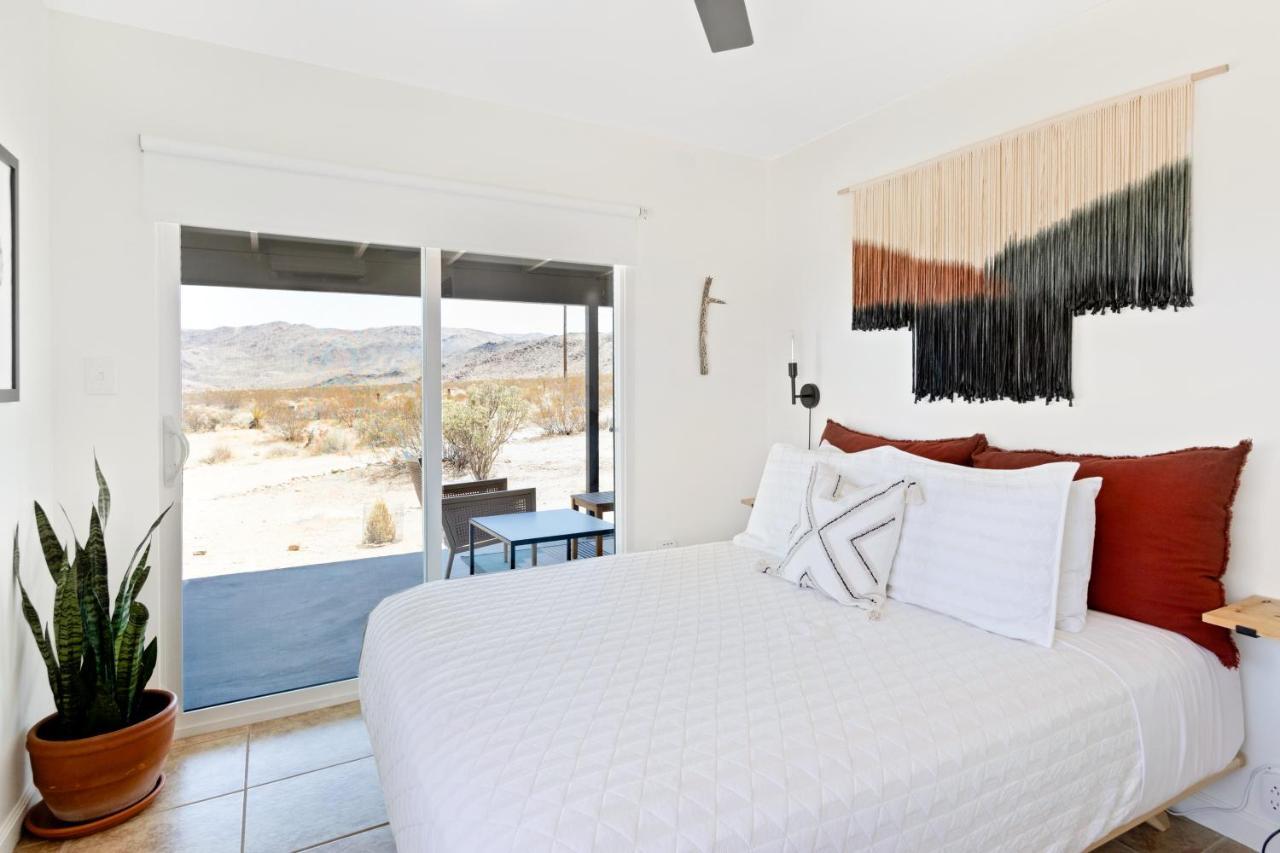 Villa 1 Minute To Joshua Tree National Park, Hot Tub, Stars, Private - The Wkndr Twentynine Palms Exterior foto